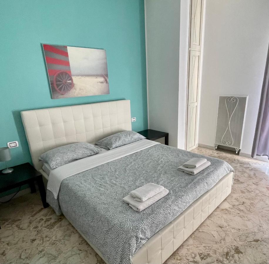 Cavour 124 -Guest-Room- Бари Экстерьер фото