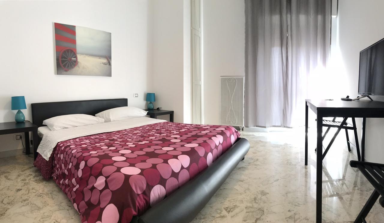 Cavour 124 -Guest-Room- Бари Экстерьер фото