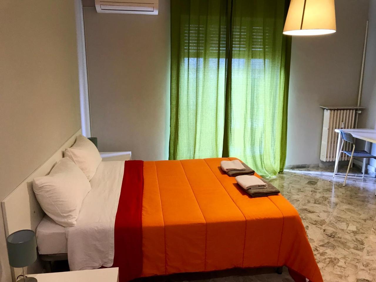 Cavour 124 -Guest-Room- Бари Экстерьер фото