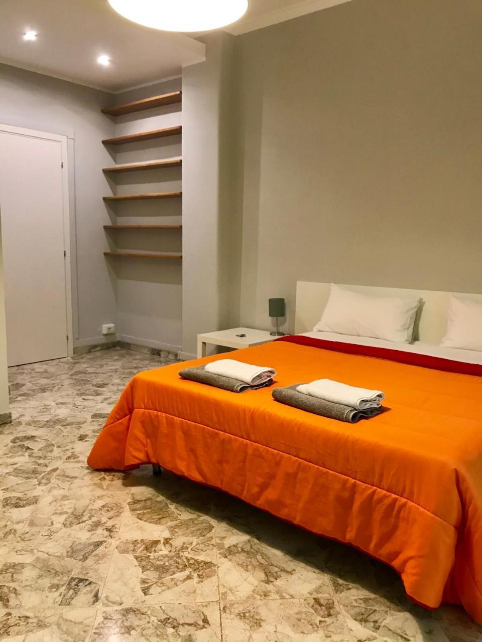 Cavour 124 -Guest-Room- Бари Экстерьер фото