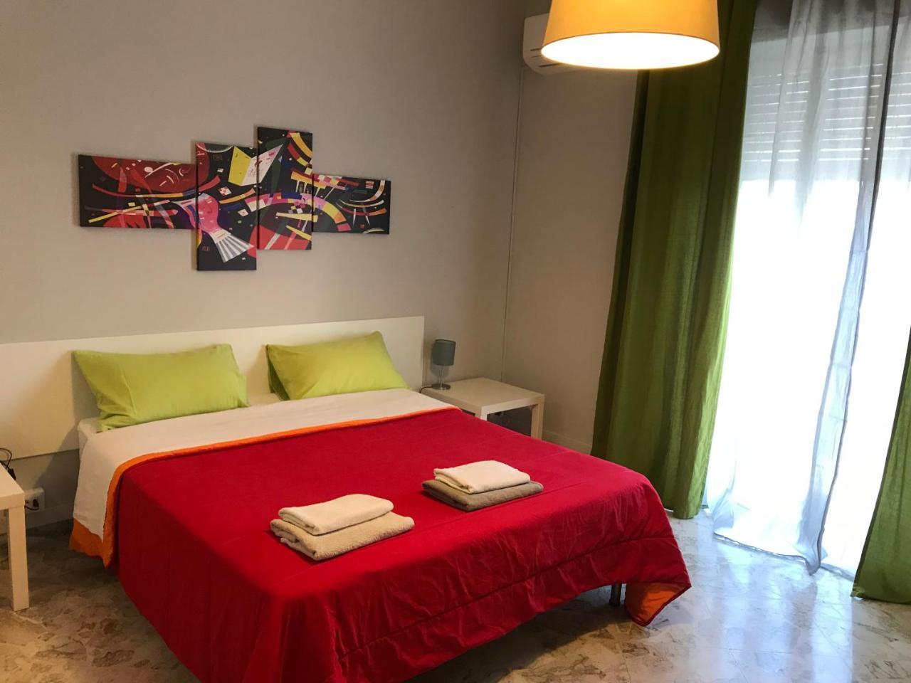 Cavour 124 -Guest-Room- Бари Экстерьер фото
